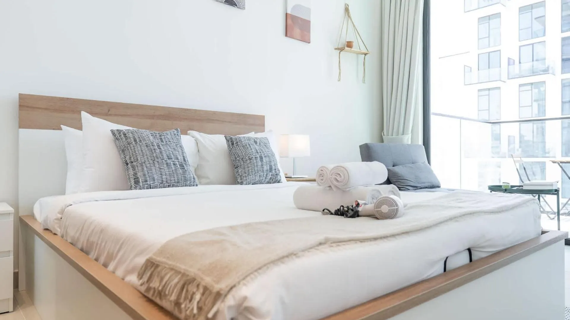 A Superb And Amazing Studio In Binghatti Lavender With Balcony Dubai